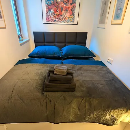Traumwohnung In Der Galerie, Kunst, Garten, Pool * Worpswede